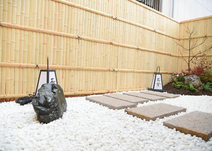 Osaka Shinsaibashi Dotonbori Courtyard Villa